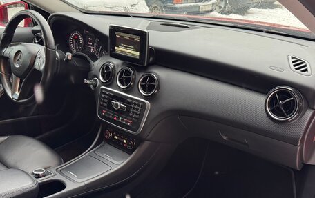 Mercedes-Benz A-Класс, 2015 год, 1 634 000 рублей, 35 фотография