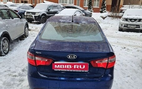 KIA Rio III рестайлинг, 2011 год, 800 000 рублей, 2 фотография
