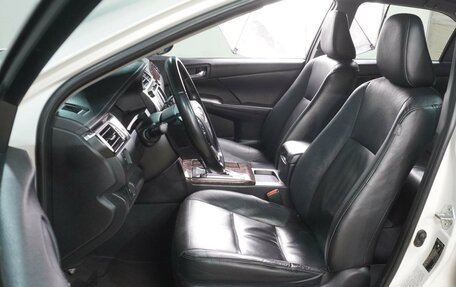 Toyota Camry, 2015 год, 1 799 000 рублей, 10 фотография