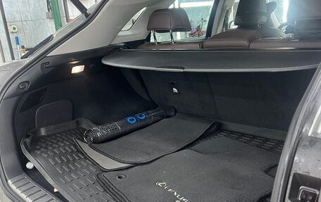 Lexus RX IV рестайлинг, 2022 год, 6 850 000 рублей, 16 фотография