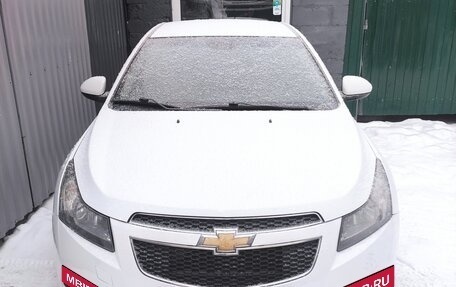 Chevrolet Cruze II, 2012 год, 800 000 рублей, 2 фотография