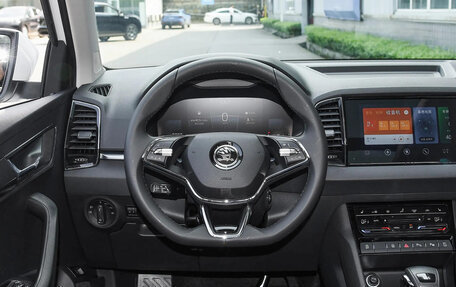 Skoda Karoq I, 2025 год, 2 450 000 рублей, 29 фотография