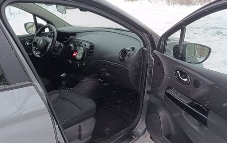 Renault Kaptur I рестайлинг, 2017 год, 1 600 000 рублей, 17 фотография