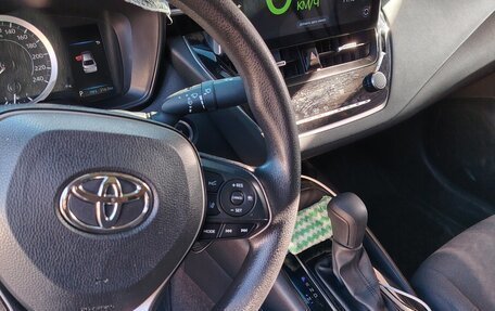 Toyota Corolla, 2022 год, 2 100 000 рублей, 3 фотография