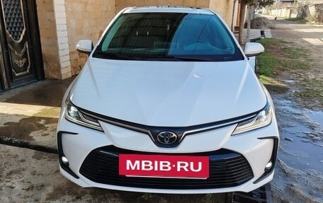 Toyota Corolla, 2022 год, 2 100 000 рублей, 9 фотография