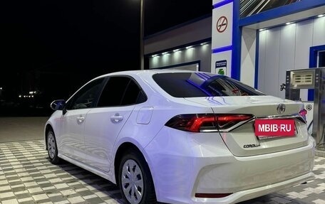 Toyota Corolla, 2022 год, 2 100 000 рублей, 13 фотография