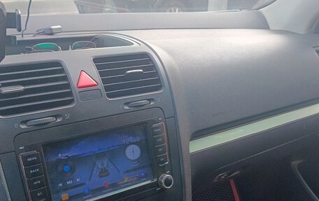 Volkswagen Golf V, 2006 год, 400 000 рублей, 8 фотография