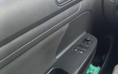 Volkswagen Golf V, 2006 год, 400 000 рублей, 10 фотография