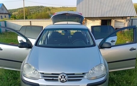 Volkswagen Golf V, 2006 год, 400 000 рублей, 2 фотография