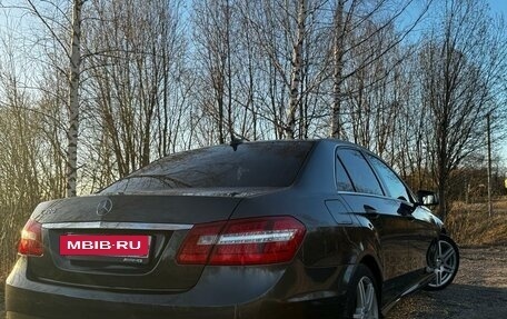 Mercedes-Benz E-Класс, 2011 год, 1 850 000 рублей, 5 фотография