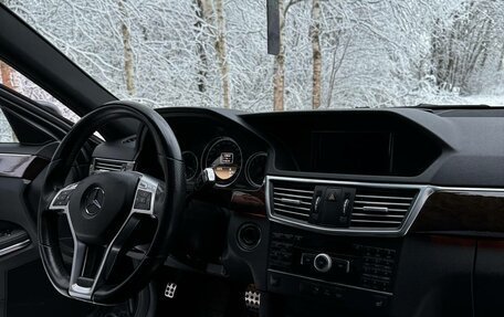 Mercedes-Benz E-Класс, 2011 год, 1 850 000 рублей, 21 фотография