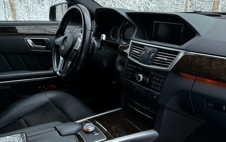 Mercedes-Benz E-Класс, 2011 год, 1 850 000 рублей, 24 фотография