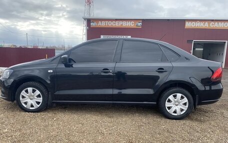 Volkswagen Polo VI (EU Market), 2013 год, 900 000 рублей, 5 фотография