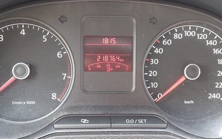 Volkswagen Polo VI (EU Market), 2011 год, 750 000 рублей, 15 фотография