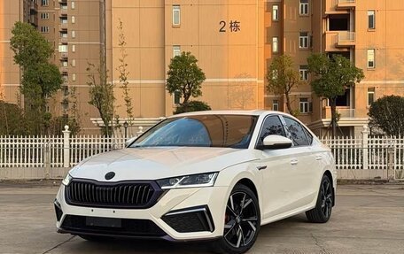 Skoda Octavia IV, 2022 год, 1 550 000 рублей, 1 фотография