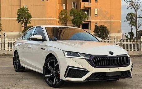 Skoda Octavia IV, 2022 год, 1 550 000 рублей, 3 фотография