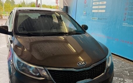 KIA Rio III рестайлинг, 2015 год, 985 000 рублей, 1 фотография