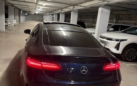 Mercedes-Benz E-Класс, 2017 год, 2 915 000 рублей, 3 фотография