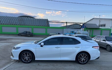 Toyota Camry, 2023 год, 3 850 000 рублей, 3 фотография