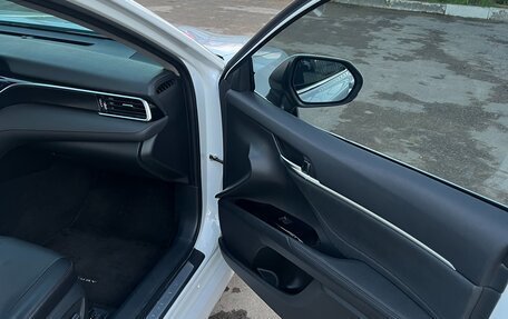 Toyota Camry, 2023 год, 3 850 000 рублей, 12 фотография