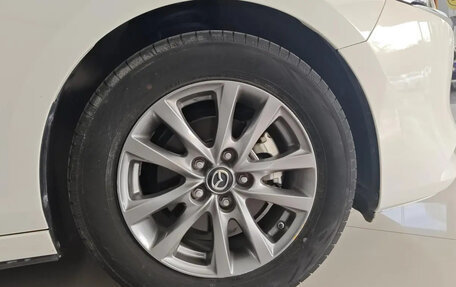 Mazda 3, 2022 год, 1 600 605 рублей, 11 фотография