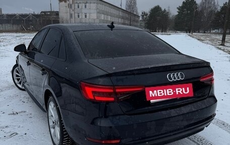 Audi A4, 2018 год, 1 900 000 рублей, 7 фотография