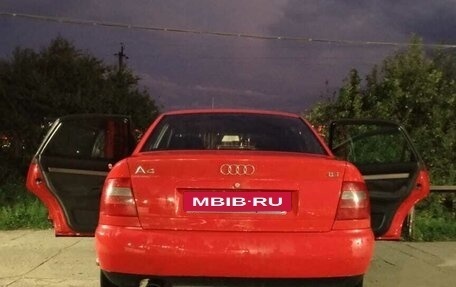 Audi A4, 1999 год, 310 000 рублей, 3 фотография