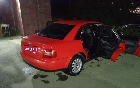 Audi A4, 1999 год, 310 000 рублей, 8 фотография