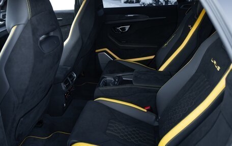 Lamborghini Urus I, 2024 год, 34 250 000 рублей, 13 фотография