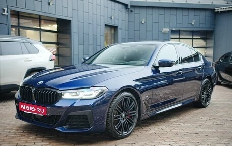 BMW 5 серия, 2020 год, 5 950 000 рублей, 2 фотография