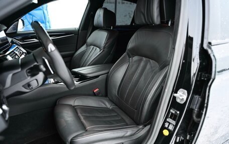 BMW 5 серия, 2020 год, 5 299 999 рублей, 21 фотография