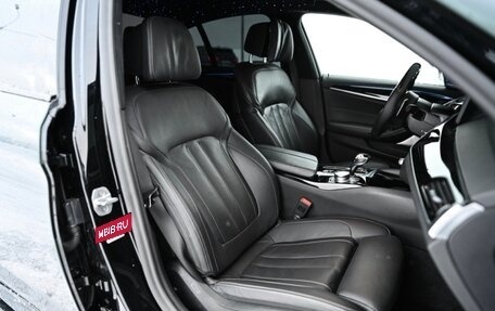 BMW 5 серия, 2020 год, 5 299 999 рублей, 22 фотография