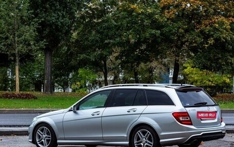 Mercedes-Benz C-Класс, 2012 год, 1 400 000 рублей, 2 фотография