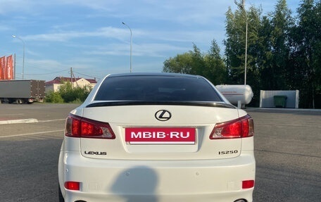 Lexus IS II рестайлинг 2, 2012 год, 1 580 000 рублей, 15 фотография