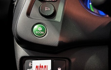 Honda Insight II рестайлинг, 2012 год, 1 100 000 рублей, 15 фотография