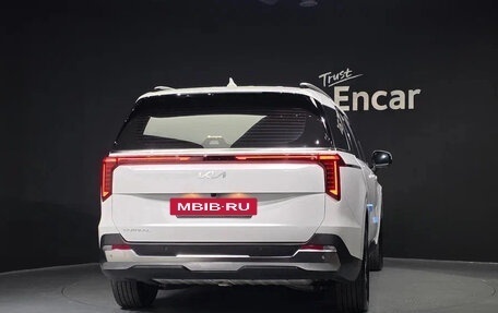 KIA Carnival, 2024 год, 5 250 000 рублей, 3 фотография