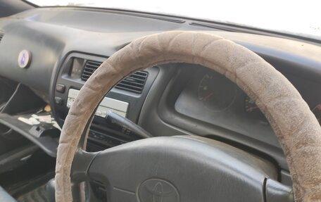 Toyota Sprinter VIII (E110), 2000 год, 123 000 рублей, 11 фотография