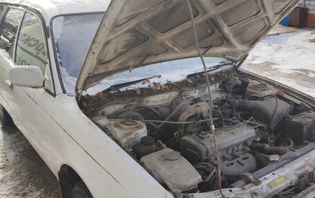 Toyota Sprinter VIII (E110), 2000 год, 123 000 рублей, 22 фотография