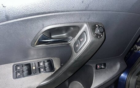 Volkswagen Polo VI (EU Market), 2013 год, 650 000 рублей, 10 фотография