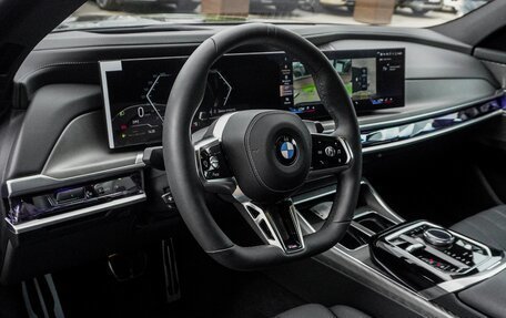 BMW 7 серия, 2024 год, 18 250 000 рублей, 16 фотография