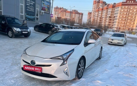 Toyota Prius IV XW50, 2016 год, 1 630 000 рублей, 16 фотография