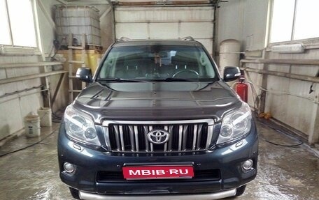 Toyota Land Cruiser Prado 150 рестайлинг 2, 2012 год, 2 650 000 рублей, 1 фотография