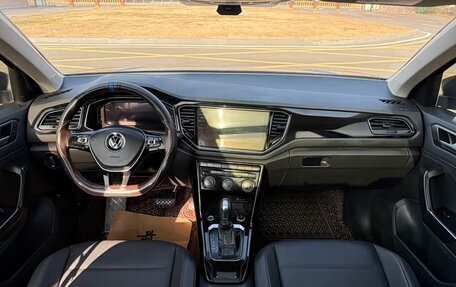 Volkswagen T-Roc I, 2021 год, 1 470 000 рублей, 9 фотография