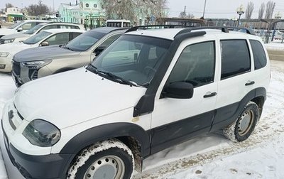 Chevrolet Niva I рестайлинг, 2019 год, 800 000 рублей, 1 фотография