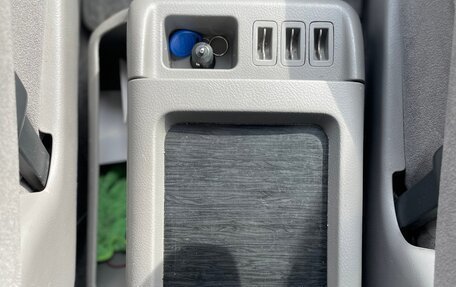 Toyota Alphard III, 2006 год, 1 598 000 рублей, 26 фотография