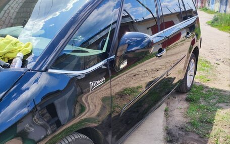 Citroen C4 Picasso II рестайлинг, 2011 год, 800 000 рублей, 1 фотография