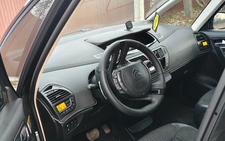 Citroen C4 Picasso II рестайлинг, 2011 год, 800 000 рублей, 15 фотография