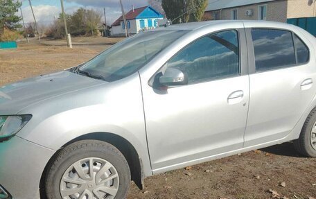 Renault Logan II, 2017 год, 750 000 рублей, 8 фотография