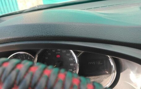 Renault Logan II, 2017 год, 750 000 рублей, 4 фотография