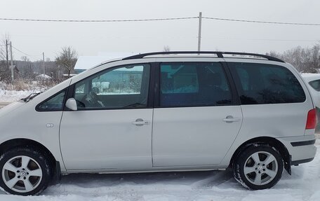 Volkswagen Sharan I рестайлинг, 2002 год, 440 000 рублей, 2 фотография